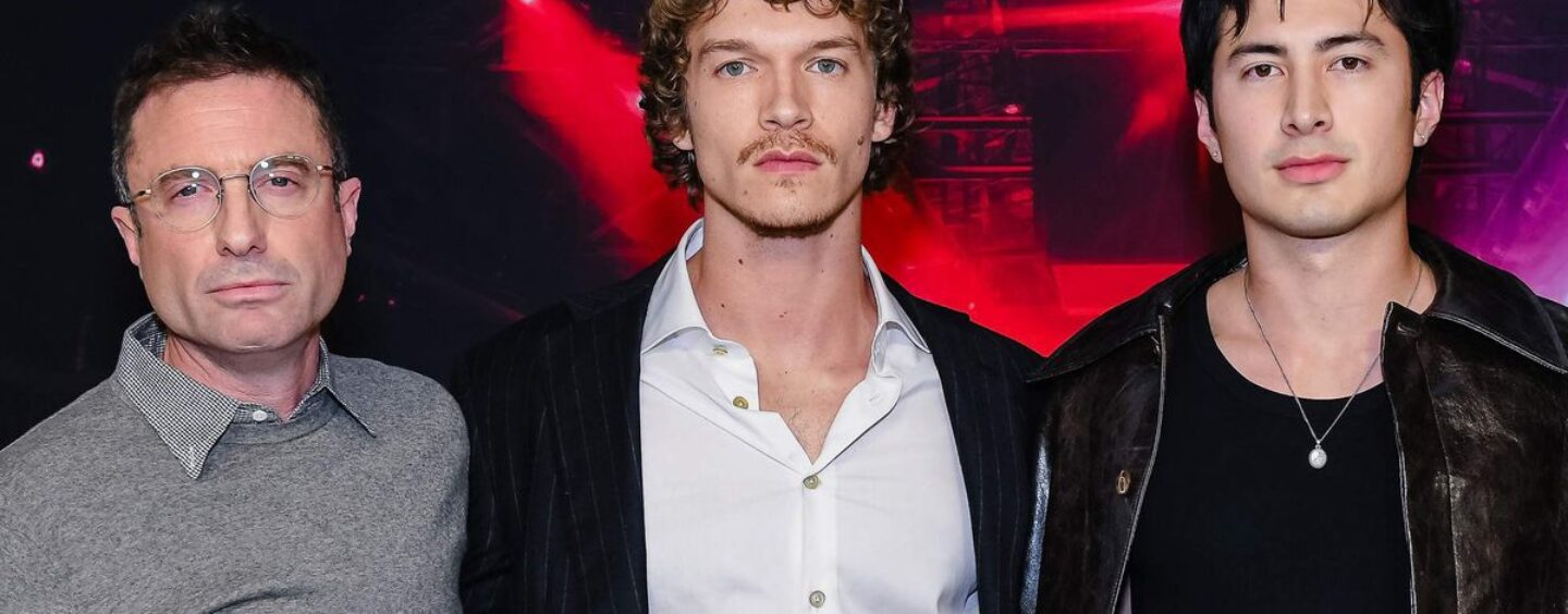 Le créateur de Heated Rivalry, Jacob Tierney, dénonce la réaction raciste contre Hudson Williams