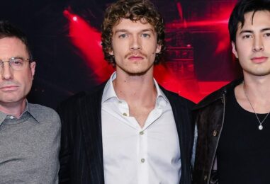 Le créateur de Heated Rivalry, Jacob Tierney, dénonce la réaction raciste contre Hudson Williams