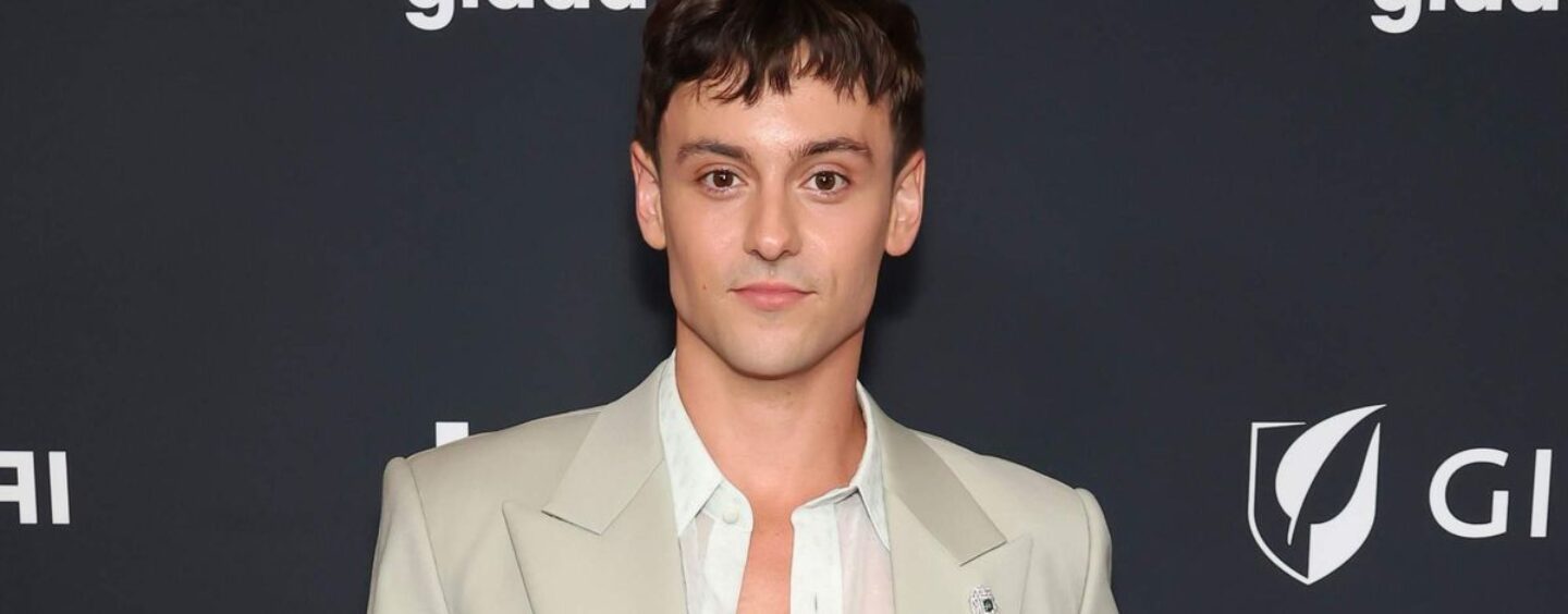 Tom Daley porte un Speedo serré dans de nouvelles photos virales de vacances