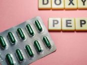 Les anciens dirigeants du HHS de Biden saluent la percée de la syphilis alors que Trump démantèle le système qui la sous-tend