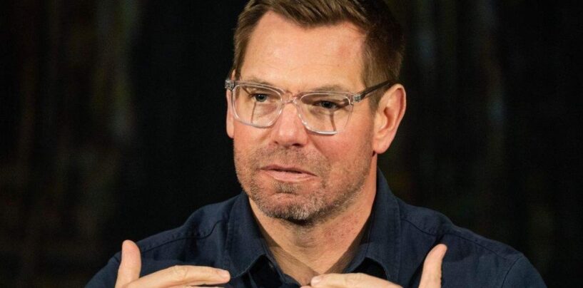 La candidature d'Eric Swalwell au poste de gouverneur s'effondre alors que les principaux démocrates se retournent contre lui