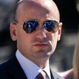 Le Maryland protège les étudiants trans. Le groupe de Stephen Miller vient pour ces protections