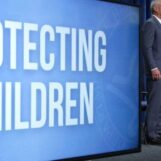 Le plus grand système pédiatrique du Minnesota relance les soins d'affirmation de genre pour les mineurs trans