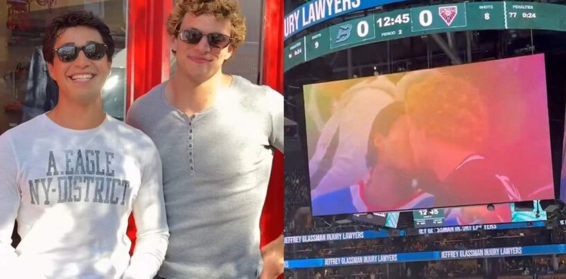 Les sosies de Heated Rivalry pimentent un match de hockey en s'embrassant sur le Jumbotron