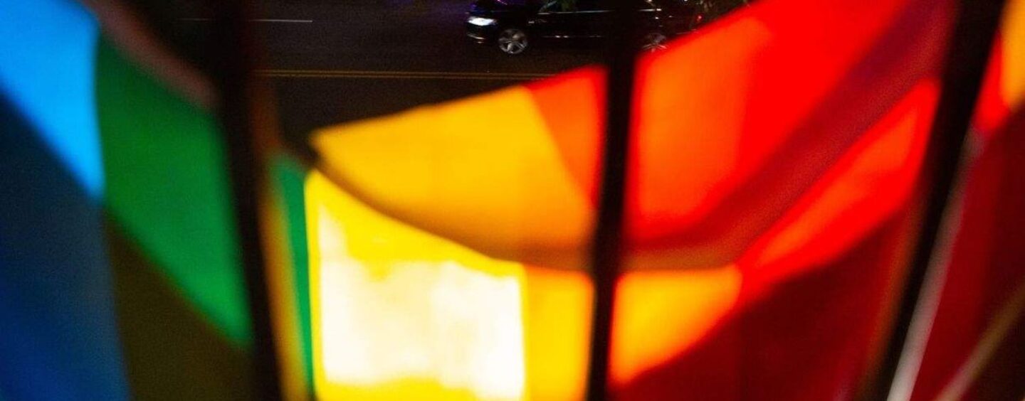 Le seul bar lesbien de Denver est en crise. La communauté intervient