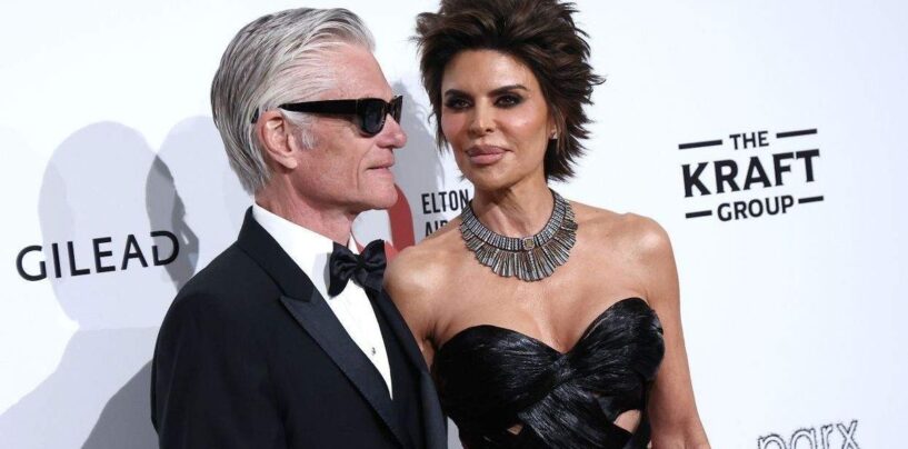 Lisa Rinna et Harry Hamlin remportent le prix Pelosi LGBTQ+ Ally. Ils mettent en garde contre une « prise de pouvoir autoritaire »