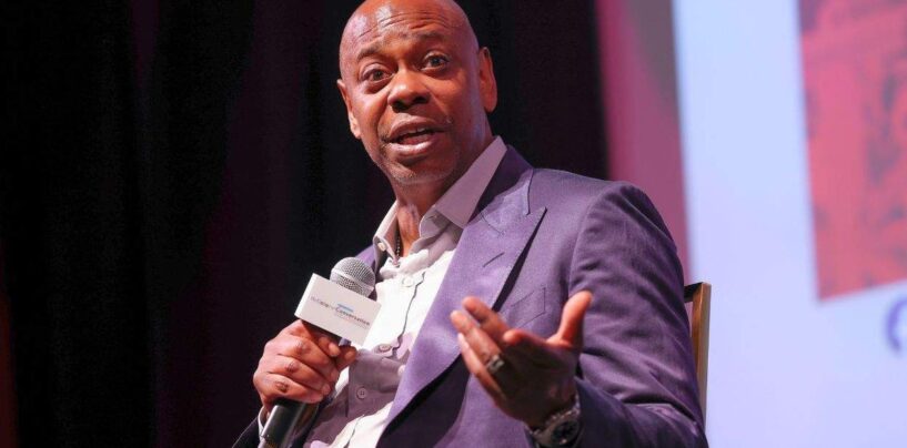 Dave Chappelle : « J'en veux au parti républicain » pour avoir « militarisé » mes blagues anti-trans