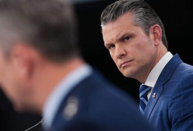 Le Pentagone de Pete Hegseth a commencé à expulser les troupes trans de l'armée, selon le DOJ