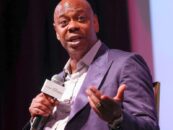 Dave Chappelle : « J'en veux au parti républicain » pour avoir « militarisé » mes blagues anti-trans