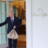 Trump qualifie la cascade DoorDash du bureau ovale de « ringarde » après que le conducteur ait rejeté sa question transphobe