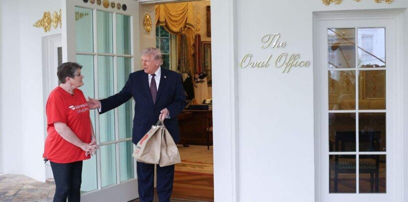 Trump qualifie la cascade DoorDash du bureau ovale de « ringarde » après que le conducteur ait rejeté sa question transphobe