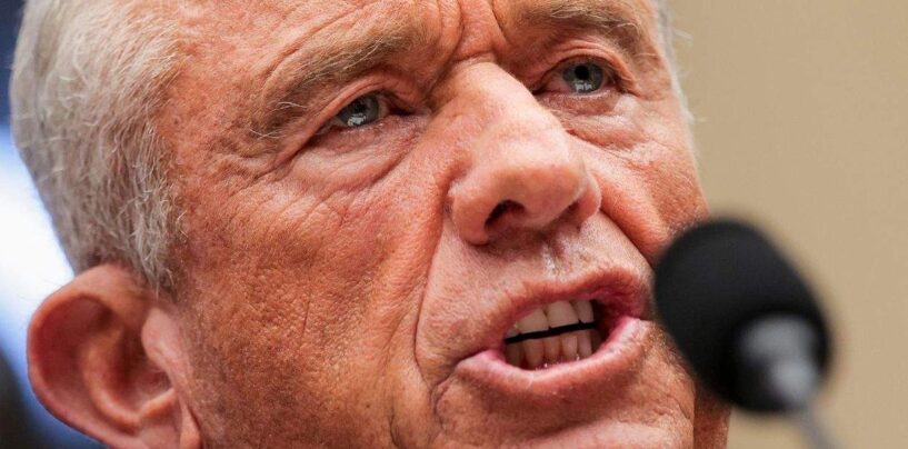 Un juge fédéral dénonce le « manque de sérieux » de RFK Jr. et affirme que la politique anti-trans a montré sa « cruauté »