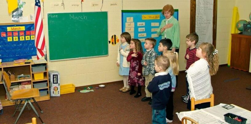 La Cour suprême se saisit d'une affaire qui pourrait exclure les familles LGBTQ+ de l'école maternelle