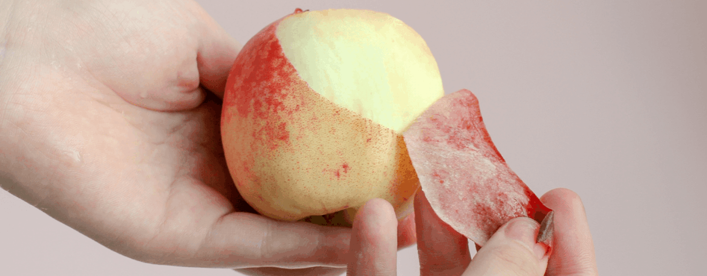 Allez demander à Alex : fesses poilues ou fesses lisses : qu'est-ce que les gays préfèrent ?