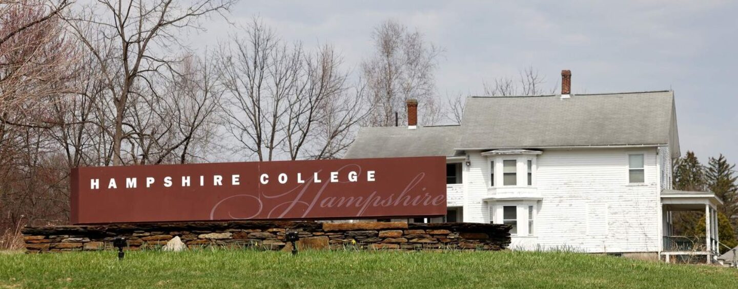 Le personnel aveugle du Hampshire College lance un fonds de secours alors que l’école libérale se prépare à fermer
