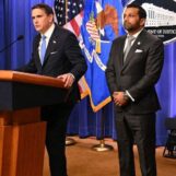 Le DOJ annonce sa dernière cible criminelle. C'est un groupe à but non lucratif qui traque les extrémistes de droite