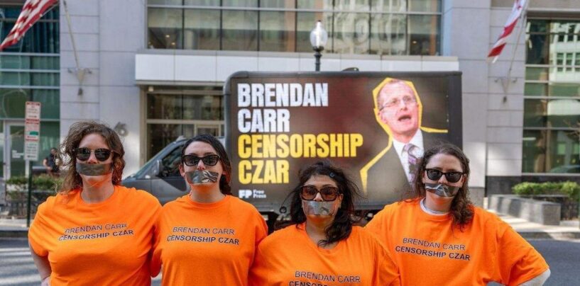 La FCC de Trump cible les contenus télévisés LGBTQ+. GLAAD sonne l'alarme