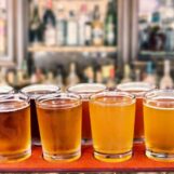 Le propriétaire du bar sportif de Philadelphie pour femmes queer répond aux allégations de racisme et de transphobie