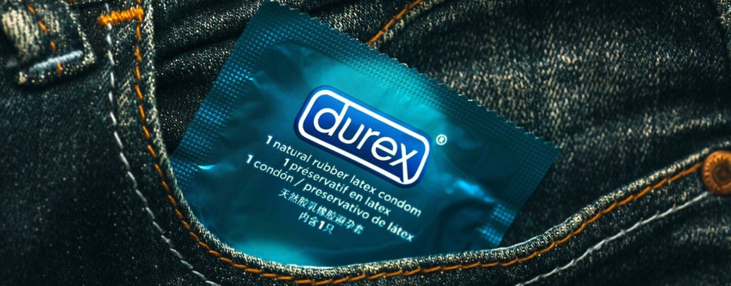 Les prix des préservatifs pourraient monter en flèche à cause de la guerre en Iran