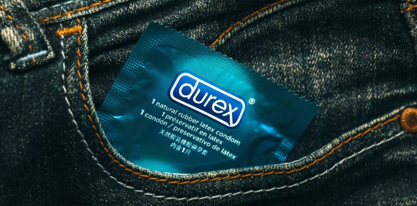 Les prix des préservatifs pourraient monter en flèche à cause de la guerre en Iran