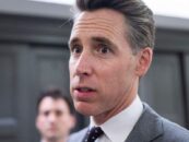 Après avoir échoué au Sénat, Josh Hawley exhorte la Chambre à interdire le financement des soins de santé pour les jeunes trans