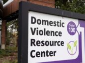 Trump cible les endroits où les personnes transgenres peuvent être hébergées en cas d'urgence