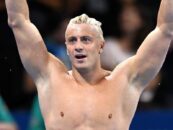 L'olympien Nicolò Martinenghi porte un Speedo serré lors d'une campagne détrempée