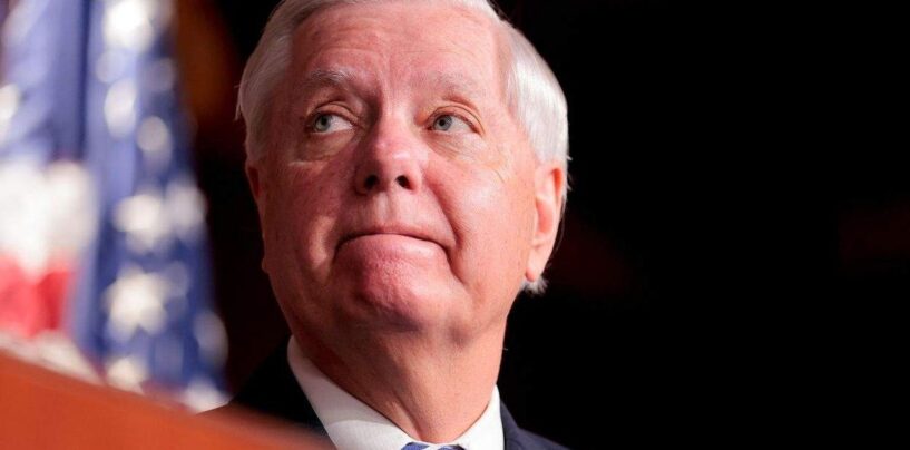 Pourquoi cette fixation inappropriée de Lindsey Graham sur la salle de bal amoureuse de Trump ?