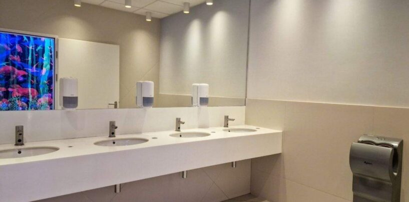 Un homme trans contraint de quitter l'Idaho pour utiliser les toilettes publiques se joint au procès contre l'État
