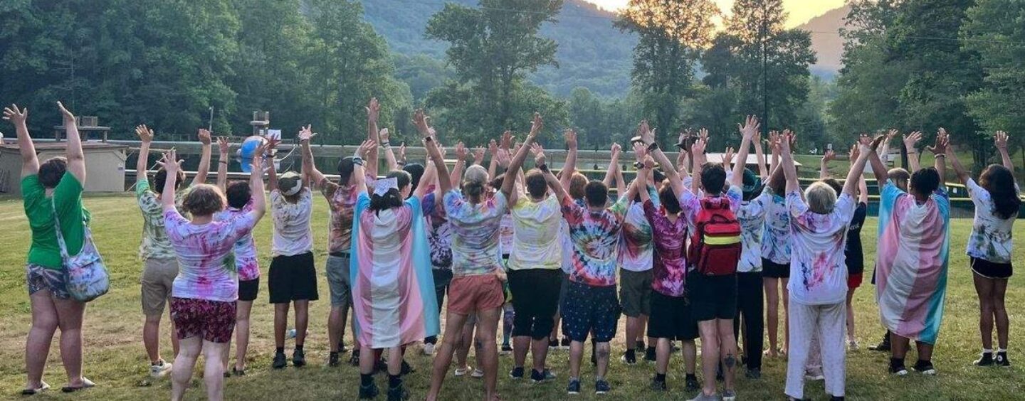 Dans un camp d'été caché où les jeunes trans du Sud s'épanouissent