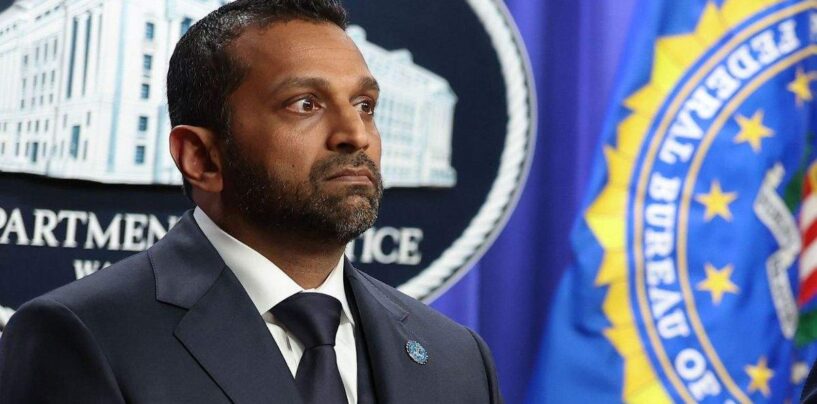 Kash Patel a poursuivi un journaliste pour des allégations de consommation d'alcool. Alors elle a largué une autre bombe d'alcool du FBI