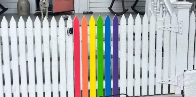 Une ville de Floride a infligé une amende à un couple de lesbiennes pour une clôture arc-en-ciel. Maintenant, ils poursuivent