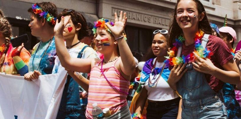 Un différend sur la signature pourrait faire dérailler l'initiative de vote anti-trans du Maine