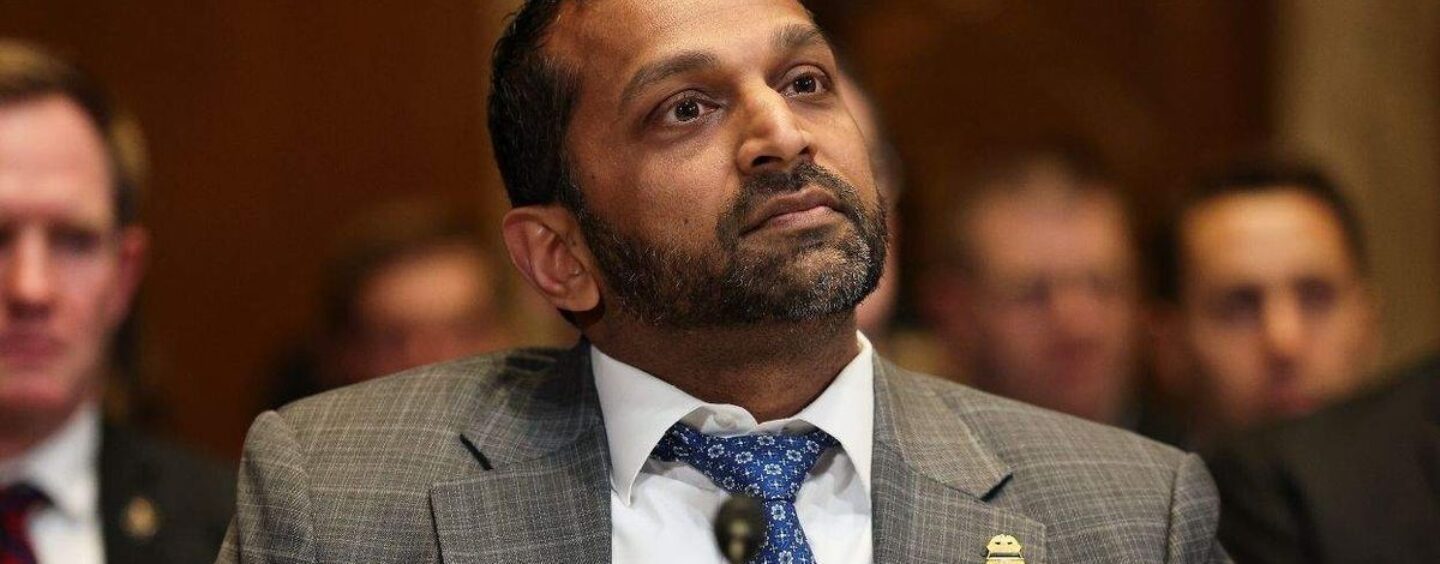 Alors que l'effondrement de Kash Patel se poursuit, les questions se multiplient sur les statistiques gonflées du FBI