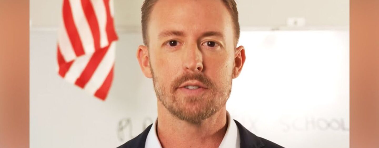 Un enseignant poursuivant l'Oklahoma affirme que Ryan Walters et les libéraux de TikTok l'ont terrorisé pendant des années