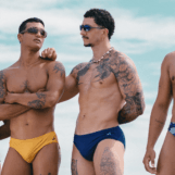 Naviguez sur la côte de San Juan dans les nouveaux maillots de bain sexy de Sniffies