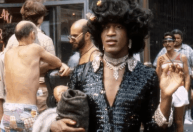 Les étudiants du Wisconsin se retirent après la coupure d'une chanson d'un concert suite à la dédicace de Marsha P. Johnson