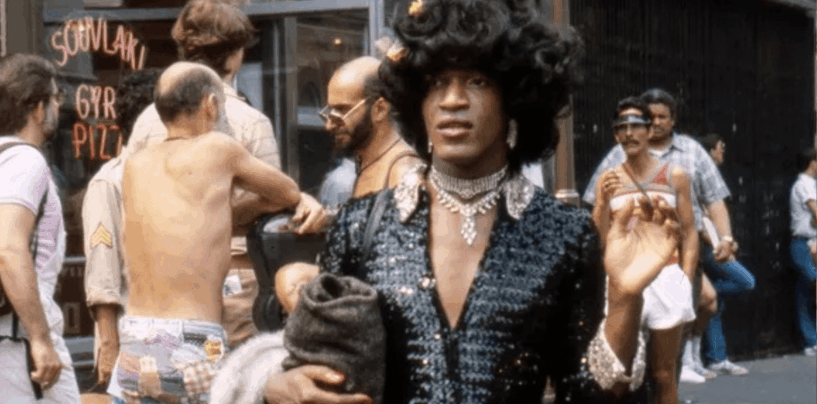 Les étudiants du Wisconsin se retirent après la coupure d'une chanson d'un concert suite à la dédicace de Marsha P. Johnson