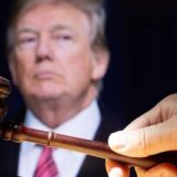 Un juge nommé par Trump déclare que le DOJ s'est « révélé indigne » de confiance dans une décision fulgurante dans une affaire de soins trans