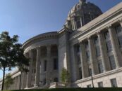 Les républicains du Missouri ont présenté 58 projets de loi anti-LGBTQ+. Une mesure anti-trans est devenue loi