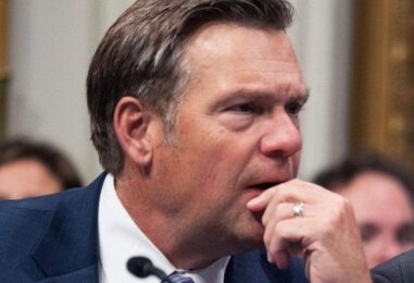 Un juge annule la loi du Kansas restreignant les soins de santé pour les jeunes transgenres