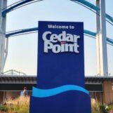 Un homme arrêté pour avoir baissé la jupe d'une femme trans devant des enfants dans un parc d'attractions de l'Ohio