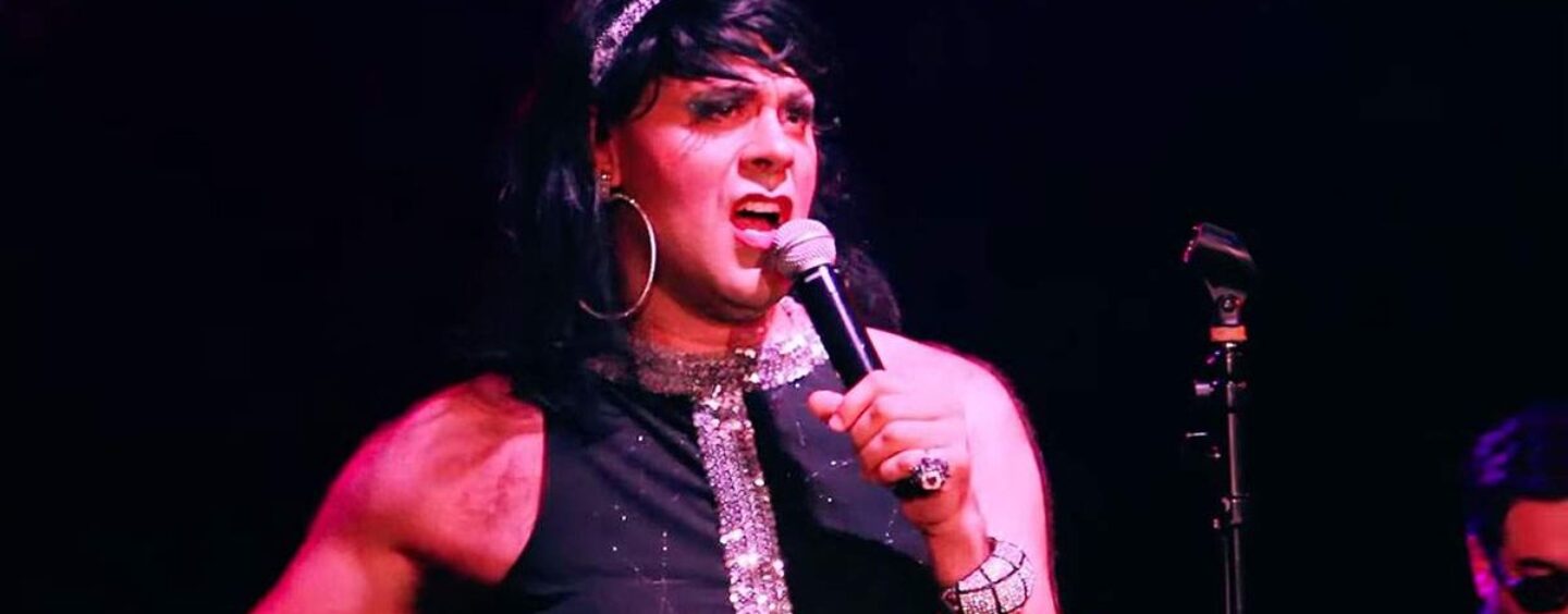 Dito van Reigersberg, connu sous le nom de Martha Graham Cracker, artiste de dragsters de Philly, est décédé