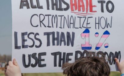 La loi du Kansas annule certains permis de conduire transgenres tout en laissant d'autres dans le flou