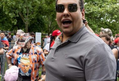 George Santos fait l'objet d'une enquête pour avoir parié sur George Santos