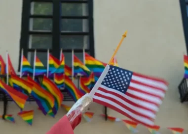 Un nouveau sondage montre que le soutien aux droits LGBTQ+ continue de baisser aux États-Unis