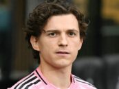 Tom Holland se déshabille et montre ses muscles lors d'une nouvelle séance photo