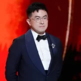 Bowen Yang parle de la sortie de SNL : « Je n'ai jamais ressenti cela comme central »