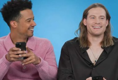 Entretien avec un vampire Les stars apprennent tout sur l'Omegaverse grâce aux tweets de fans assoiffés