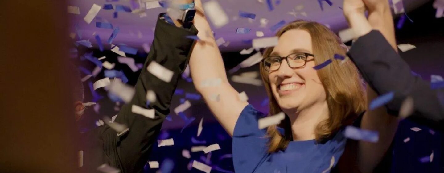 Alors que les attaques contre les transaméricains s'intensifient, l'histoire de Sarah McBride atteint les cinémas du pays